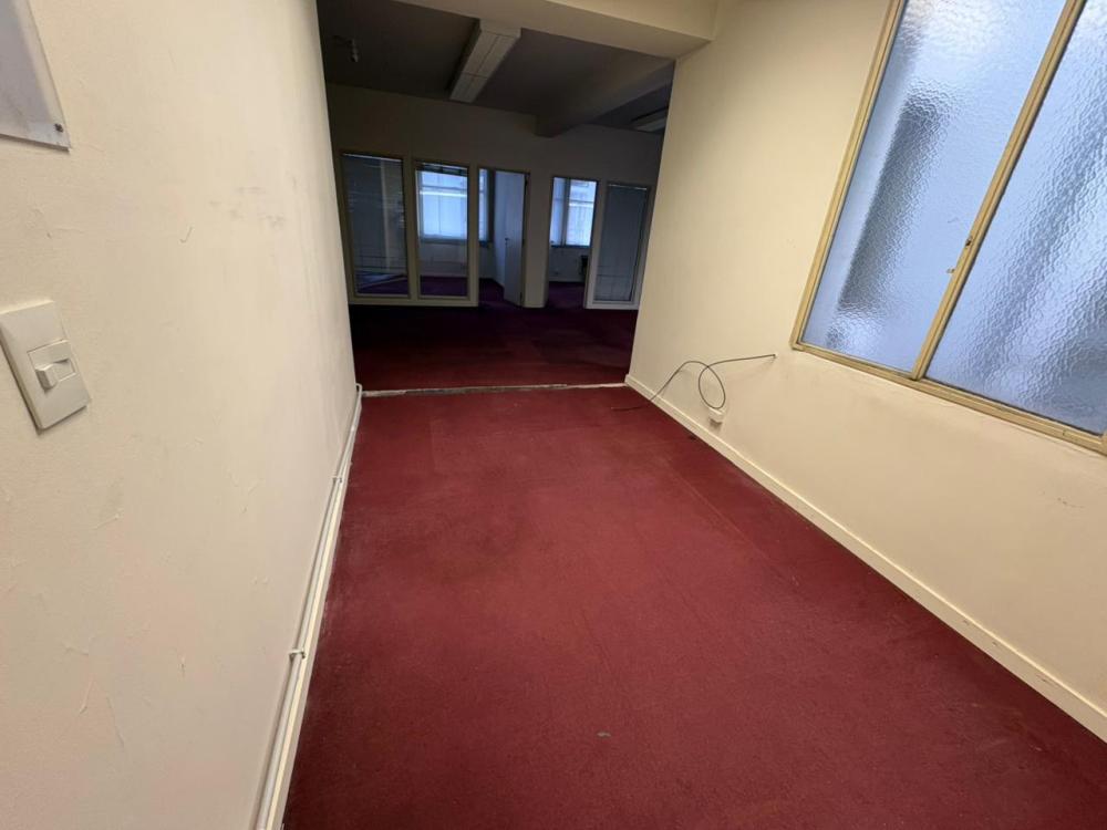 Recoleta - Uruguay 1037 - OFICINA EN VENTA / ALQUILER