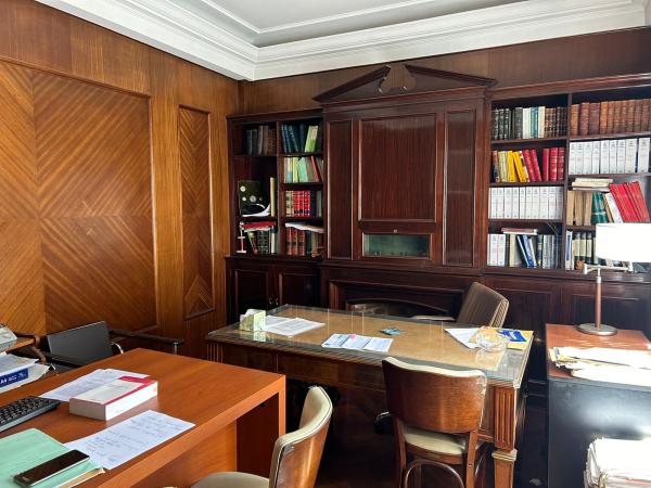 Tribunales - Uruguay 560 - OFICINA EN VENTA / ALQUILER