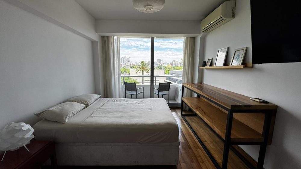 Kennedy 2808, Palermo