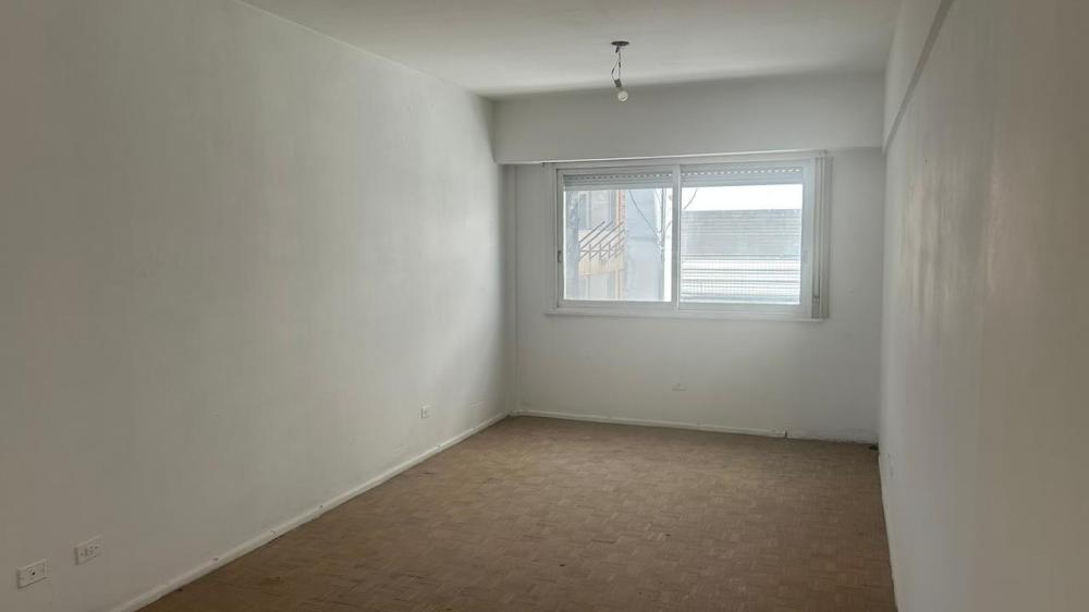 Monserrat - Rivadavia 822 - DEPARTAMENTO EN VENTA