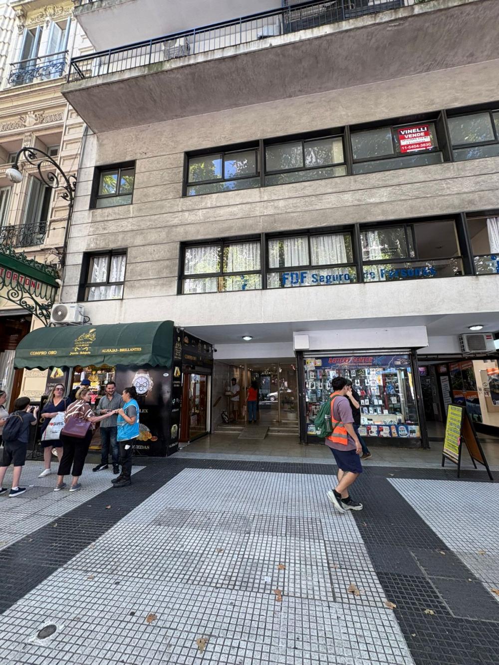 Monserrat - Av. de Mayo 821 - DEPARTAMENTO EN VENTA