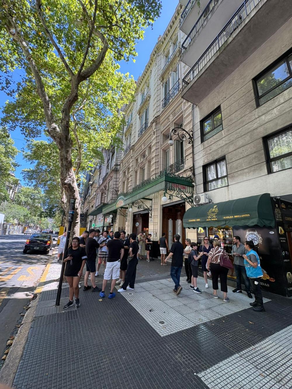 Monserrat - Av. de Mayo 821 - DEPARTAMENTO EN VENTA