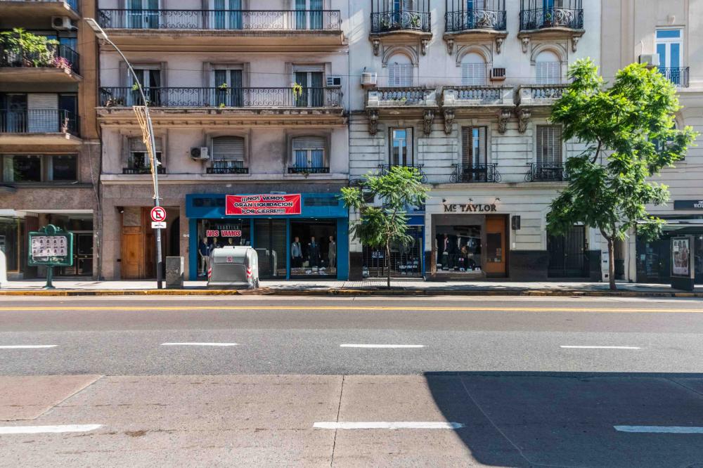 Av. Santa Fe 1549, Recoleta