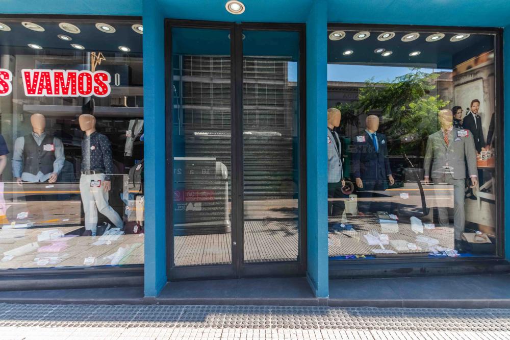 Recoleta - Av. Santa Fe 1549 - LOCAL EN ALQUILER