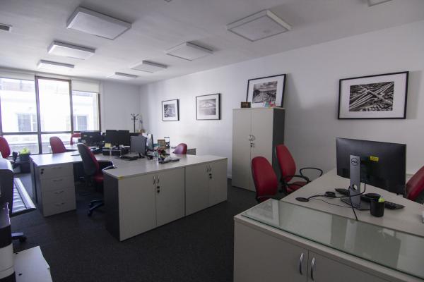 Centro y Microcentro - 25 de Mayo 457 - OFICINA EN VENTA / ALQUILER