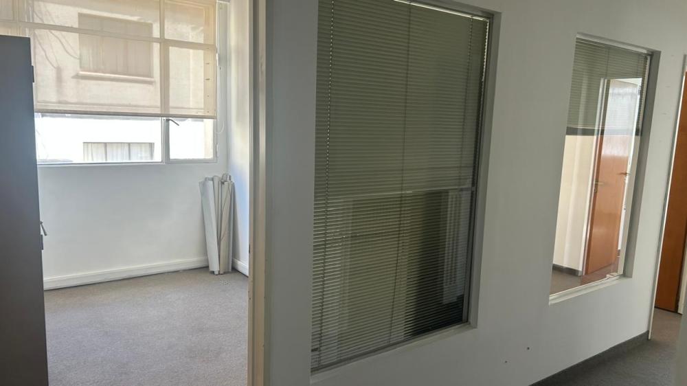 Monserrat - Salta 188 - OFICINA EN VENTA